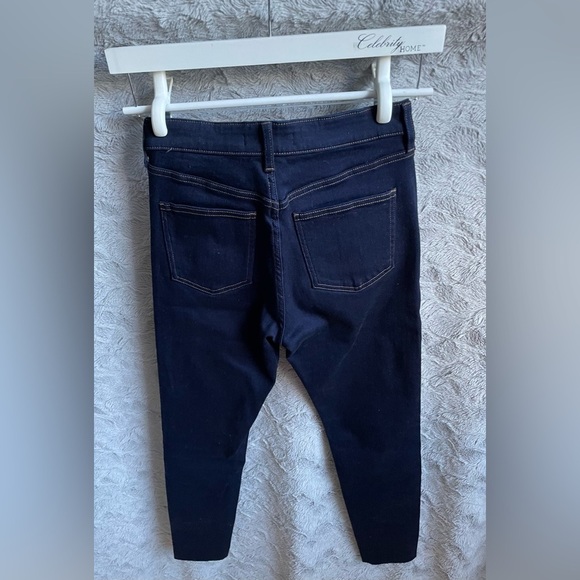 UNIQLO | Warm Dark Wash Jeans - Picture 3 of 5